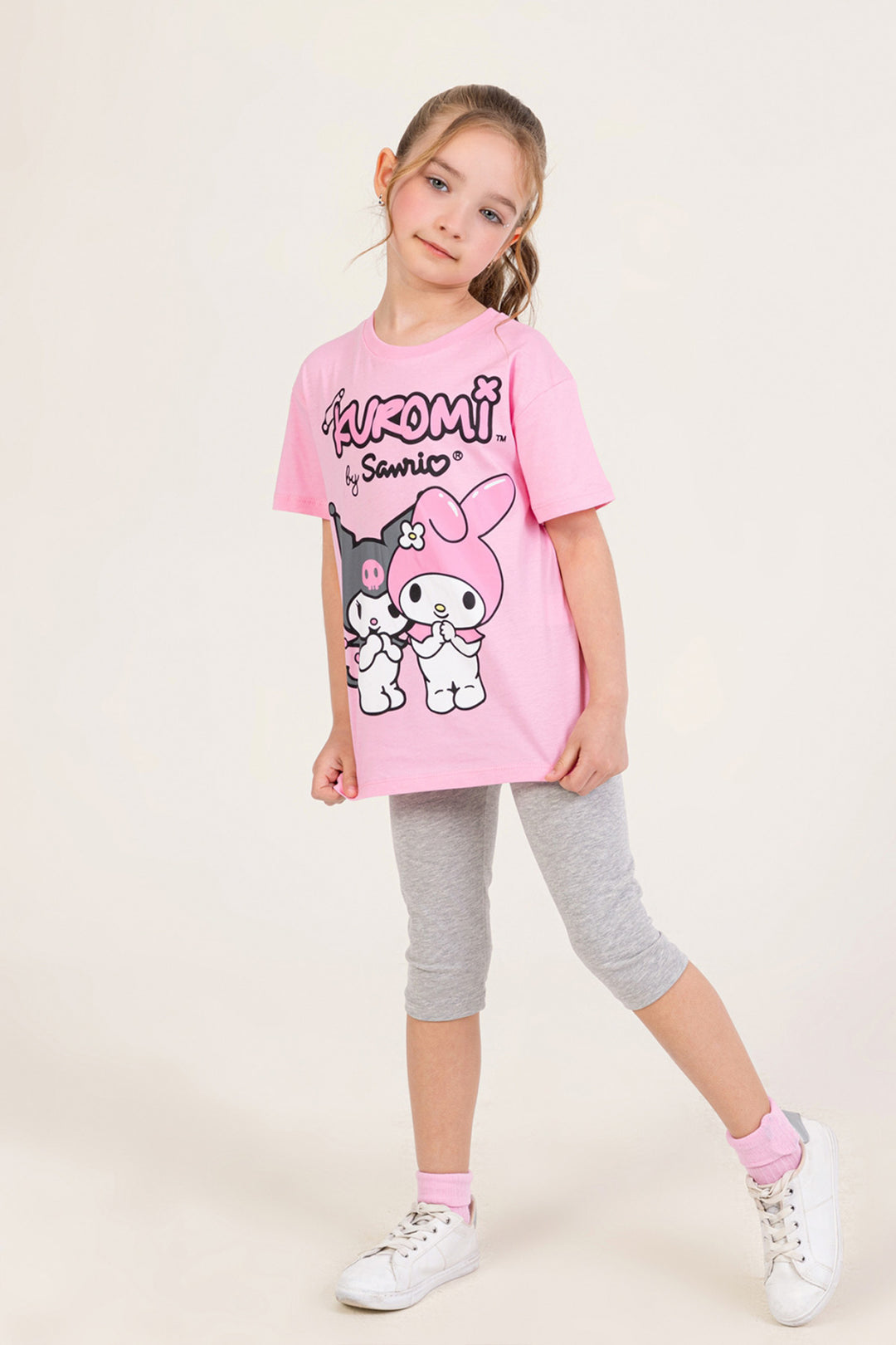 Kuromi by Sanrio Sevimli Karakter Baskılı T-shirt ve Esnek Tayt 2'li Set Kız Çocuk Takım