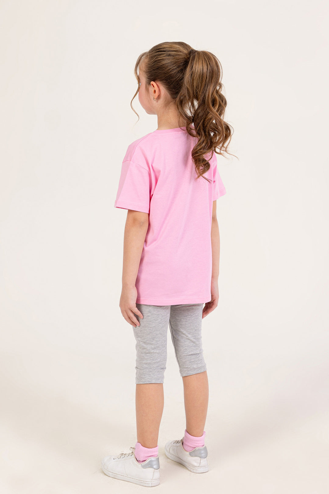 Kuromi by Sanrio Sevimli Karakter Baskılı T-shirt ve Esnek Tayt 2'li Set Kız Çocuk Takım