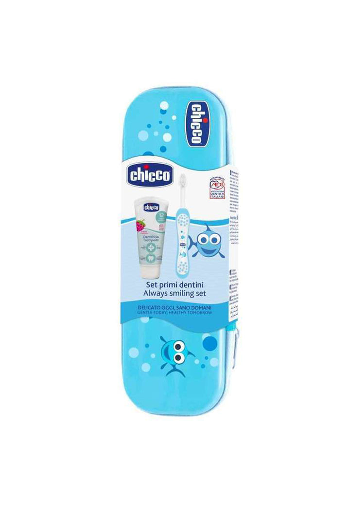 Chicco 12 Ay+ Çilek Aromalı Diş Macunu ve Diş Fırçası Saklama Kutulu Set Diş Fırçası