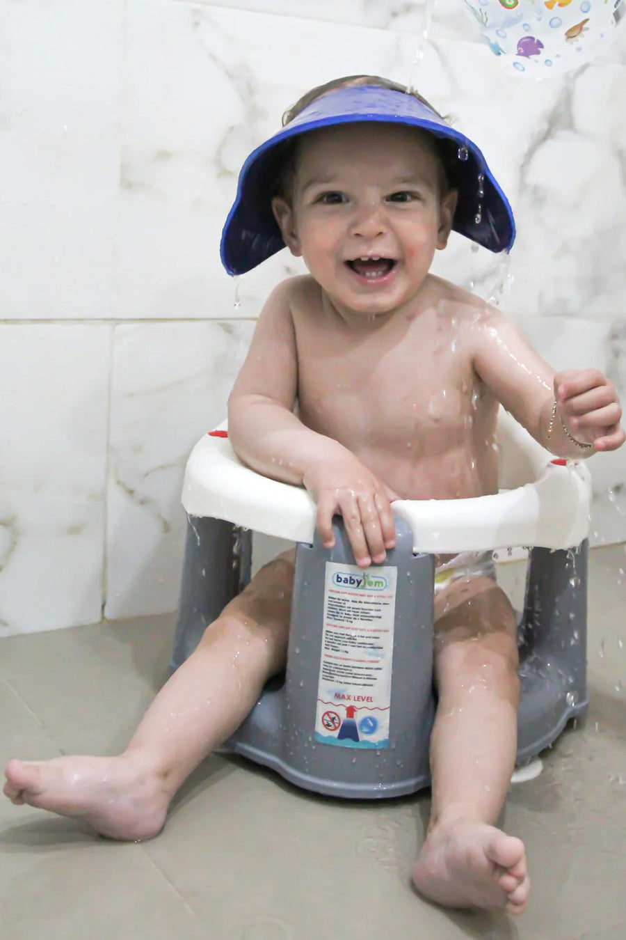 Babyjem Güvenli Vakum Tabanlı Ergonomik Destekli Kaymaz Su Tahliyeli Banyo Mama Oturak