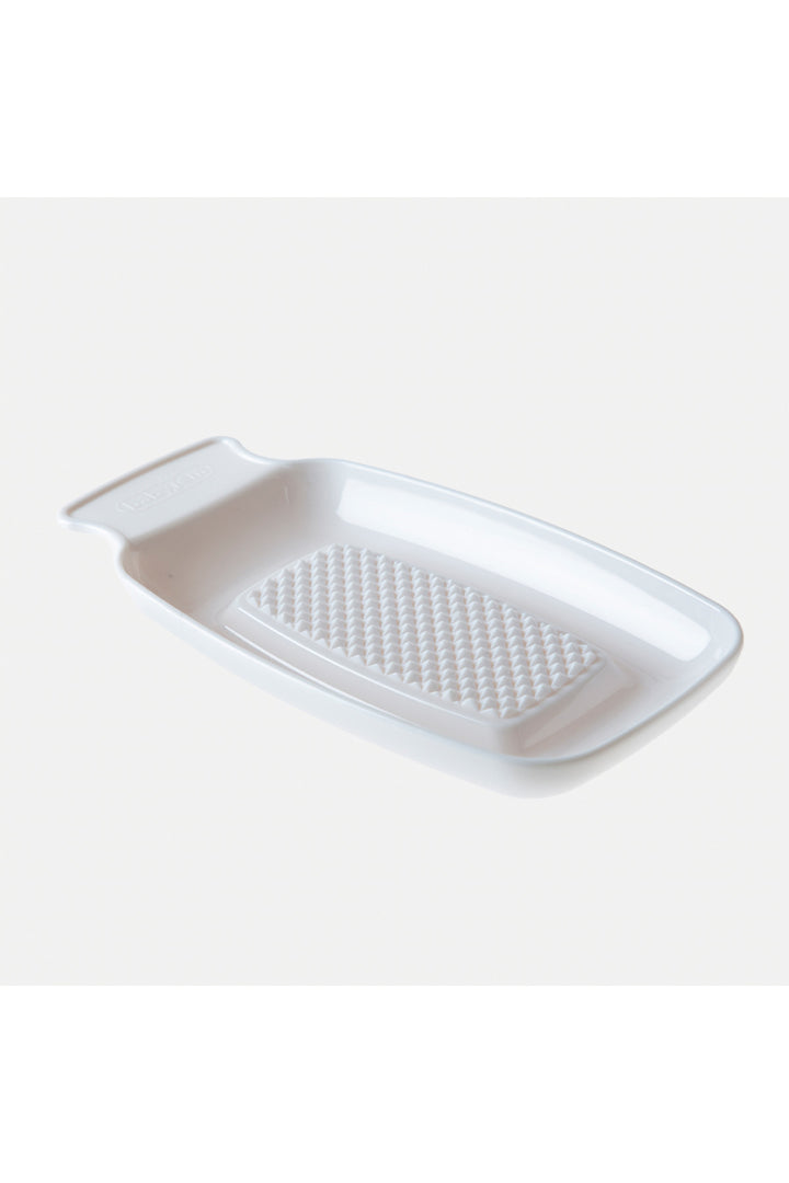 Babyjem Plastik 4 Ay+ Bebek Ek Gıda Yardımcı Araç 9x20 cm Meyve İçin Rende
