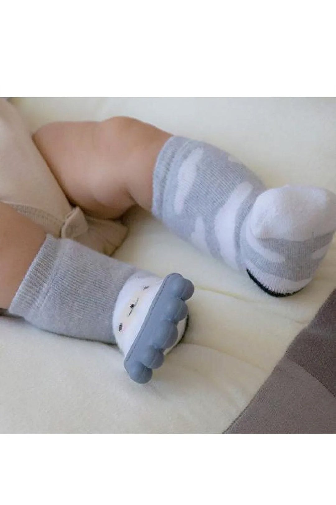 Diş Kaşıyıcılı Kalpli Bulutlu Kız Bebek Patik Çorap