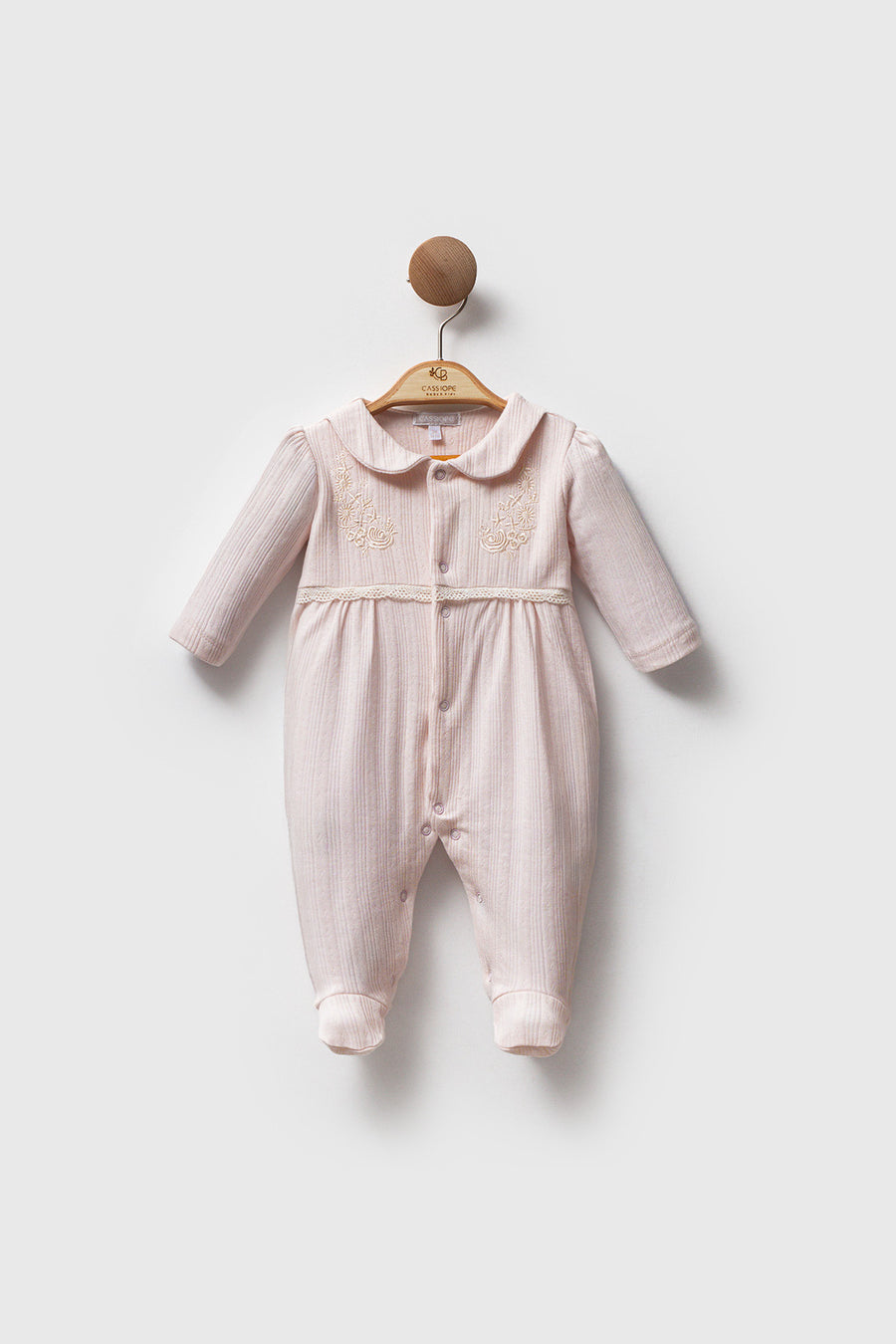 Nakış Detaylı Patikli Soft Touch Kız Bebek Tulum