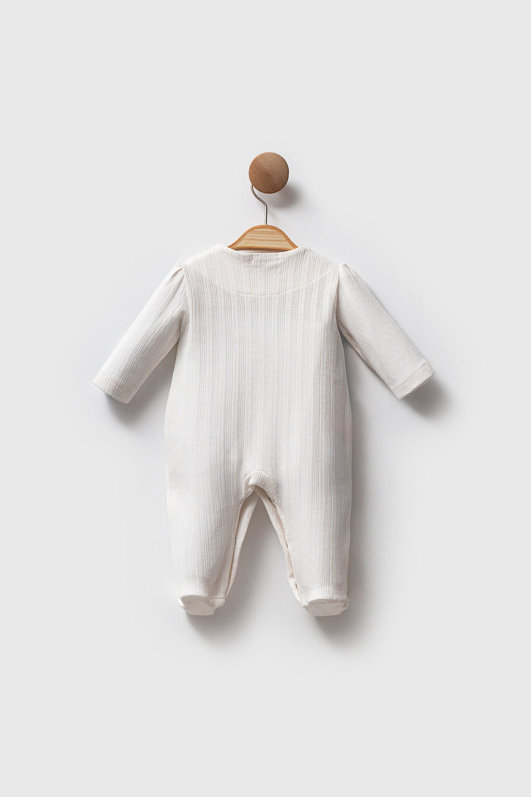 Nakış Detaylı Patikli Soft Touch Kız Bebek Tulum