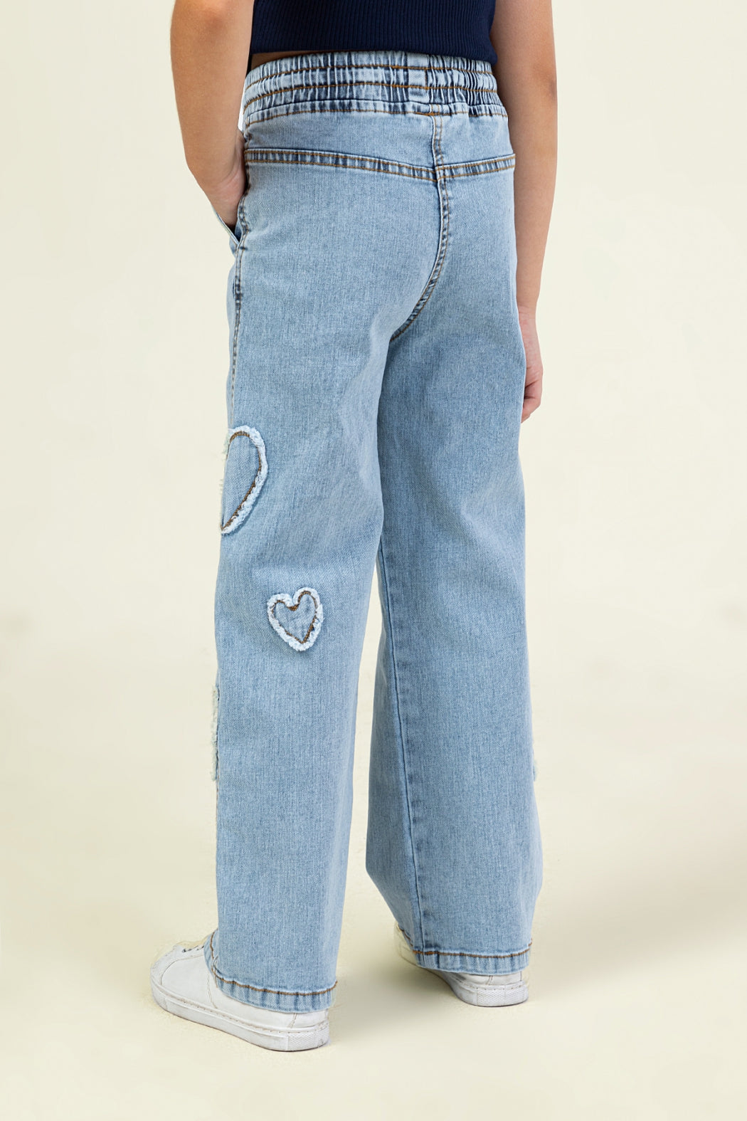 Kız Çocuk Kalp Detaylı Geniş Paça Jean Pantolon