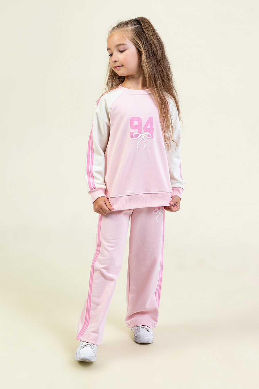 Kız Çocuk Şeritli Eşofman Takım 94 Baskılı Sweatshirt ve Geniş Paça Eşofman Altı