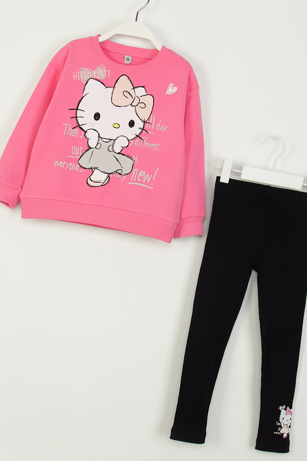 Kız Çocuk Hello Kitty Baskılı Taytlı 2’li Takım Beli Lastikli Rahat Giyim