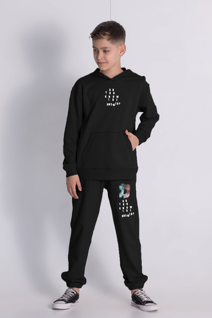 Erkek Çocuk Kapüşonlu Eşofman Takımı Ön ve Sırt Baskılı Cepli Rahat Kalıp